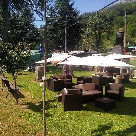 Hotel Restaurante Parador De Felechosa Eksteriør bilde