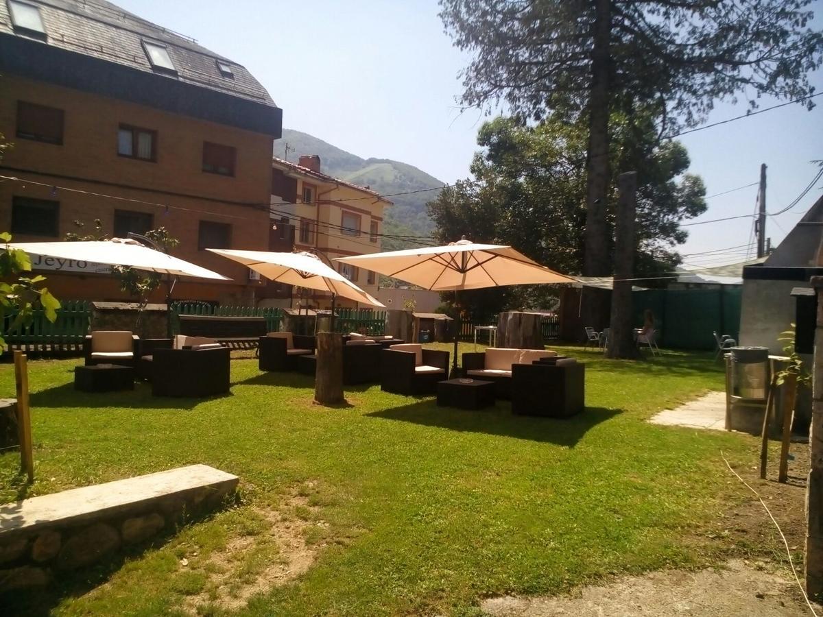Hotel Restaurante Parador De Felechosa Eksteriør bilde