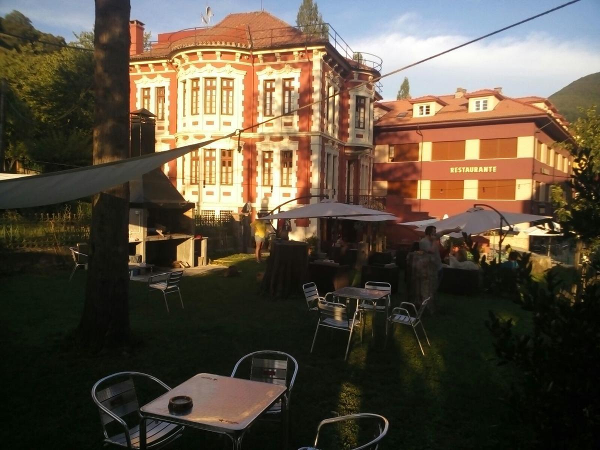 Hotel Restaurante Parador De Felechosa Eksteriør bilde