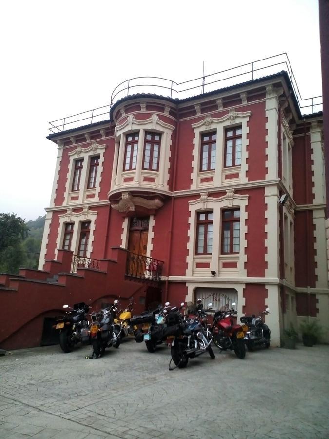 Hotel Restaurante Parador De Felechosa Eksteriør bilde
