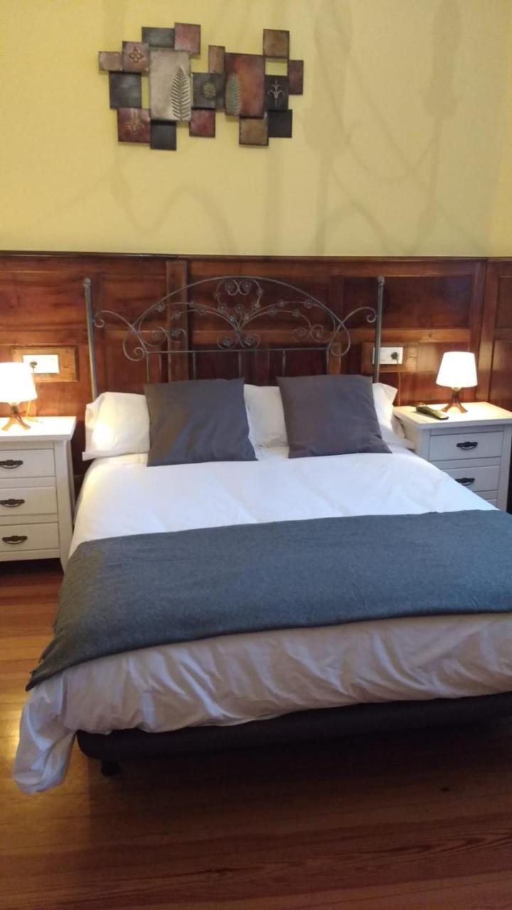 Hotel Restaurante Parador De Felechosa Eksteriør bilde
